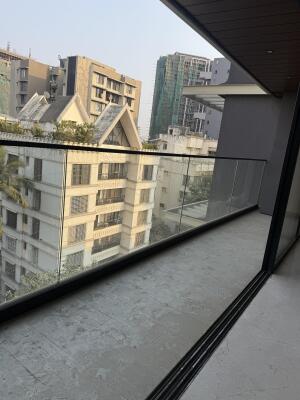 3 BHK Flat in Santacruz West, Mumbai