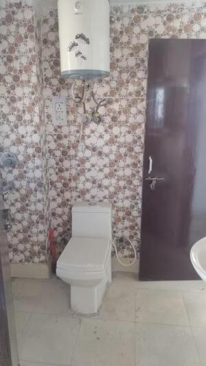 3 BHK Flat in Sector 18A Dwarka, Delhi