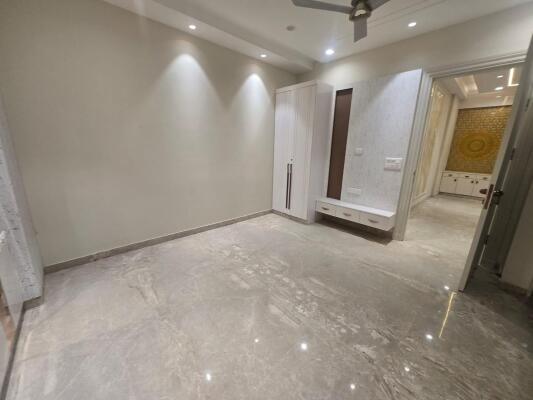 4 BHK Independent Builder Floor in Model Town, Delhi