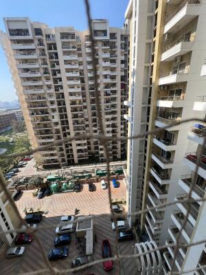 3 BHK Flat in Sector 137, Noida