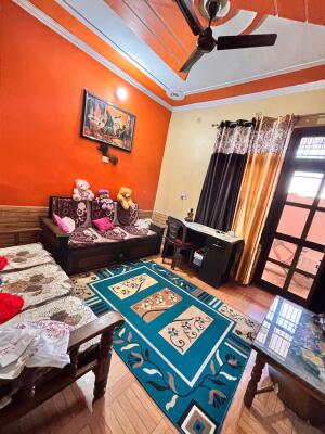 4 Bedroom House in New Palam Vihar, Gurgaon