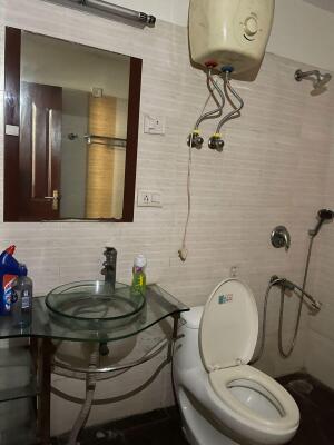 3 BHK Flat in Ahinsa Khand 2, Ghaziabad