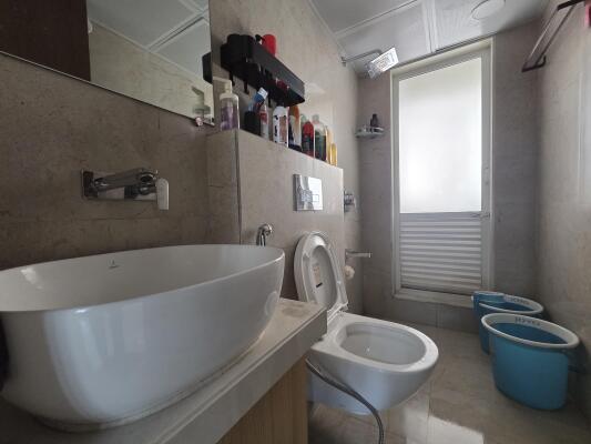 3 BHK Flat in Balkum, Thane