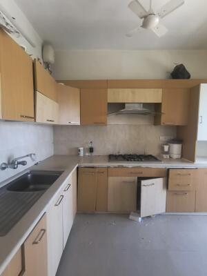 2 BHK Flat in Khar West, Mumbai