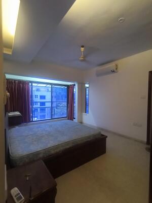 2 BHK Flat in Khar West, Mumbai