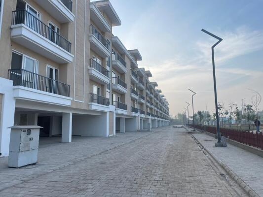 Residential land / Plot in Sector 120 Mohali