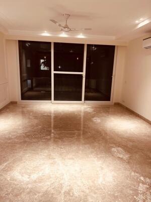 3 BHK Independent Builder Floor in Kalkaji, Delhi