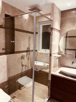 3 BHK Independent Builder Floor in Kalkaji, Delhi