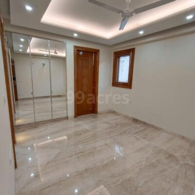 4 BHK Independent Builder Floor in Sarvodaya Enclave, Delhi