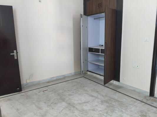 4 BHK Flat in Sector 22 Dwarka, Delhi