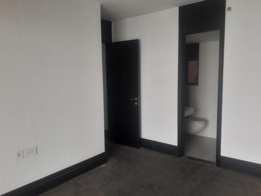2 BHK Flat in Wadala, Mumbai