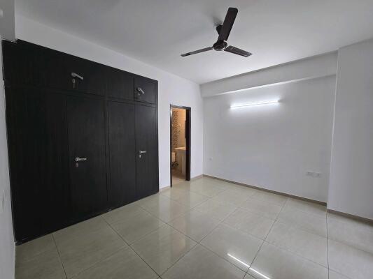 3 BHK Flat in Sector 143, Noida