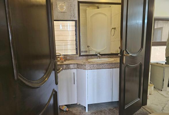 4 BHK Flat in MG Road, Gurgaon