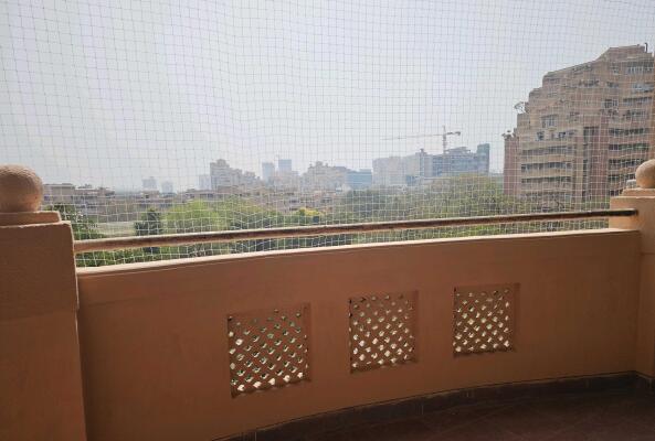 4 BHK Flat in MG Road, Gurgaon