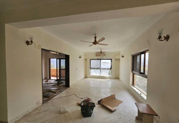 4 BHK Flat in MG Road, Gurgaon