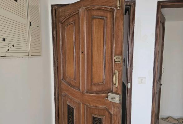 4 BHK Flat in MG Road, Gurgaon