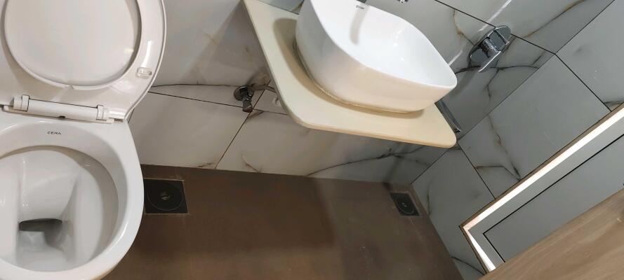 2 BHK Flat in Kavesar, Thane West