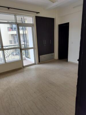 4 BHK Flat in Sector 61, Noida