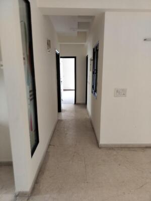 4 BHK Flat in Sector 61, Noida