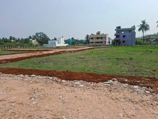 Residential land / Plot in Red Hills, Chennai
