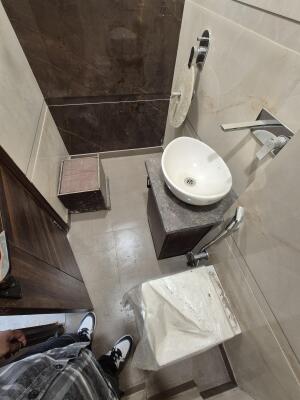 2 BHK Independent Builder Floor in Ramesh Nagar, Delhi
