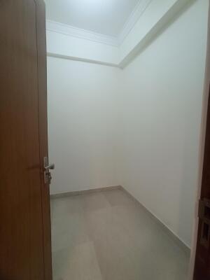 3 BHK Flat in Sector 53, Gurgaon