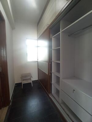 3 BHK Flat in Sector 53, Gurgaon