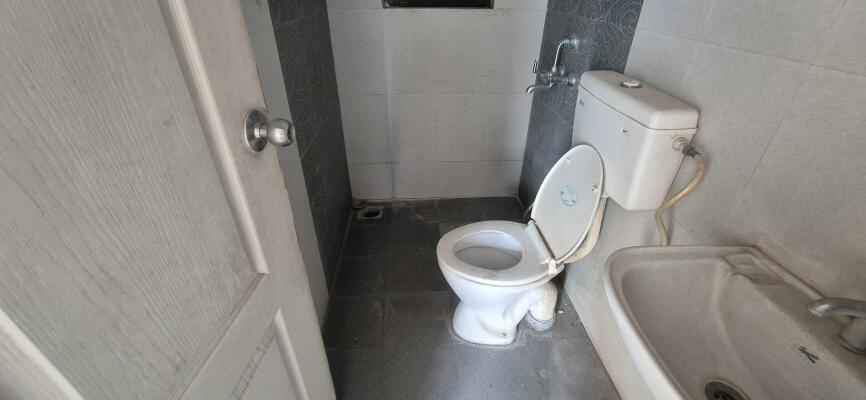 2 BHK Flat in Mohammed Wadi, Pune
