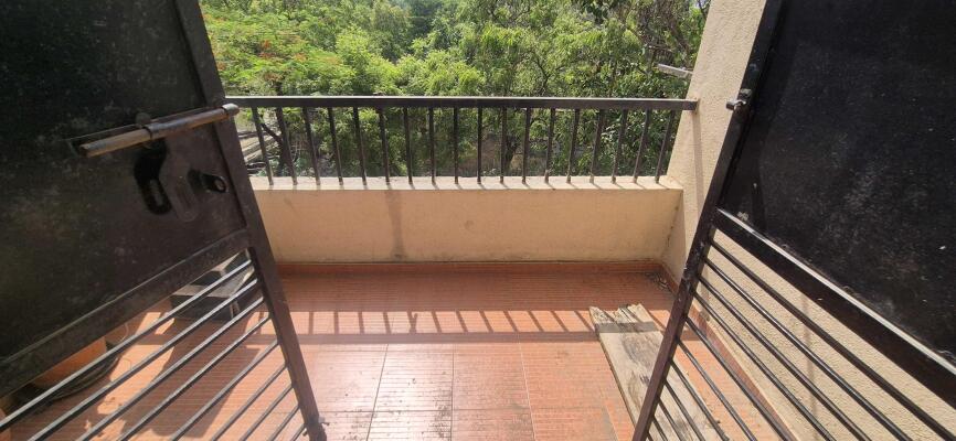2 BHK Flat in Mohammed Wadi, Pune