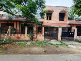 2 Bedroom House in Sector Xu 1, Greater Noida