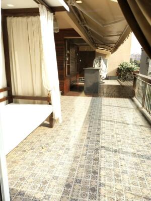 4 BHK Flat in Lokhandwala Andheri West, Mumbai