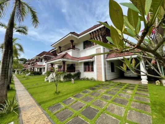 4 Bedroom House in Kakkanad, Kochi