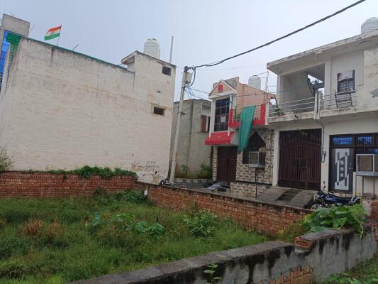 Residential land / Plot in Tilapta, Greater Noida