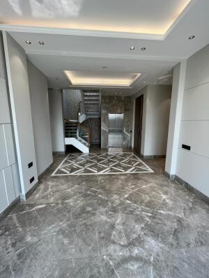 4 BHK Independent Builder Floor in D Block Defence Colony, Delhi