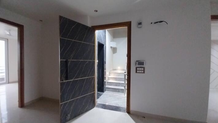 3 BHK Independent Builder Floor in Sector 23, Gurgaon