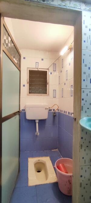 2 BHK Flat in Panch Pakhadi, Thane West