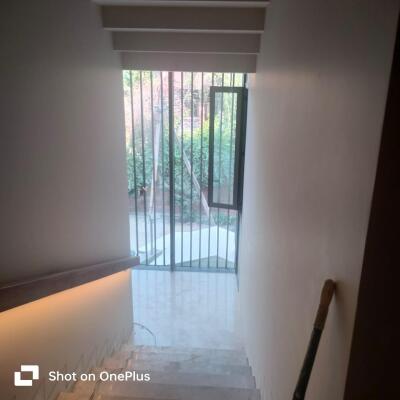 4 BHK Independent Builder Floor in Shanti Niketan, Delhi