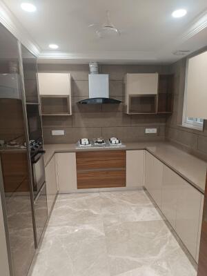 4 BHK Independent Builder Floor in Vasant Vihar, Delhi