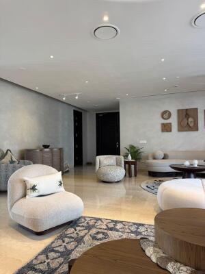 4 BHK Flat in MG Road, Gurgaon