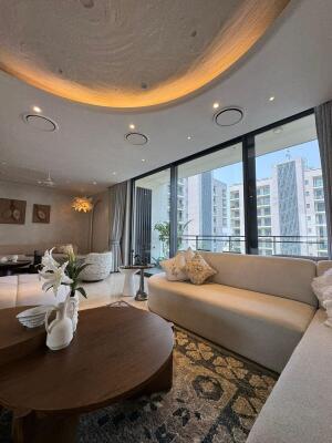 4 BHK Flat in MG Road, Gurgaon