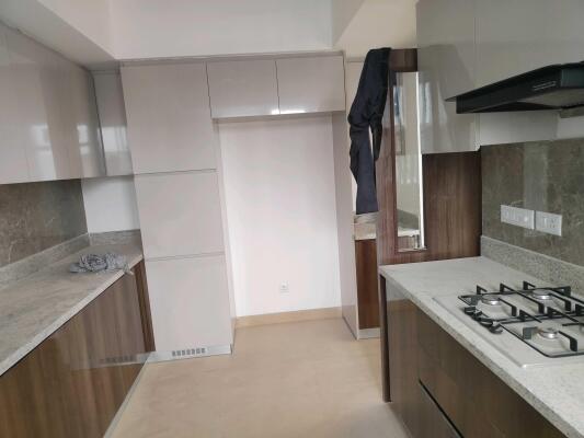 4 BHK Independent Builder Floor in Sector 92, Gurgaon