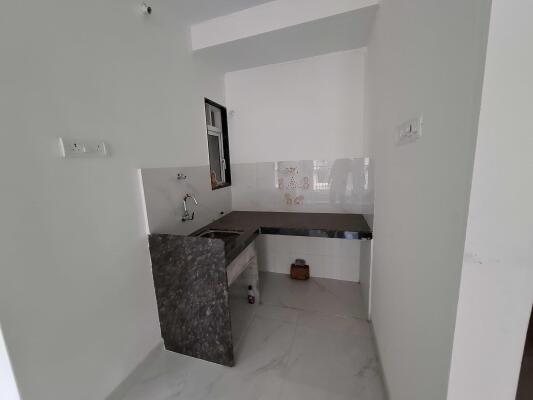 1 BHK Flat in Ghodbunder Road, Thane