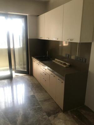 3 BHK Flat in Khar West, Mumbai
