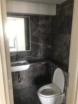 3 BHK Flat in Khar West, Mumbai
