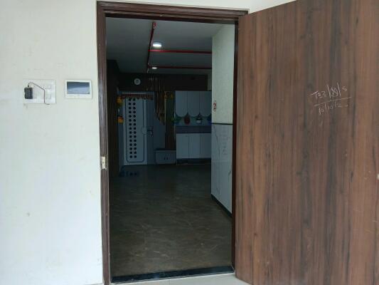 3 BHK Flat in Panch Pakhadi, Thane West