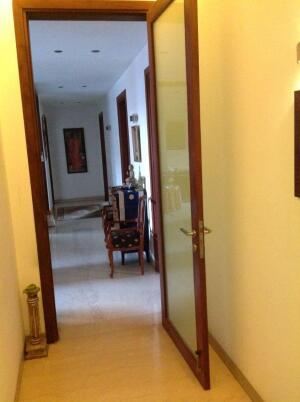 4 BHK Independent Builder Floor in Anand Niketan, Delhi