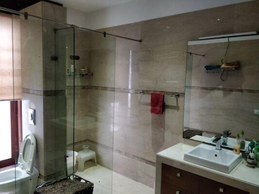 4 BHK Independent Builder Floor in Anand Niketan, Delhi
