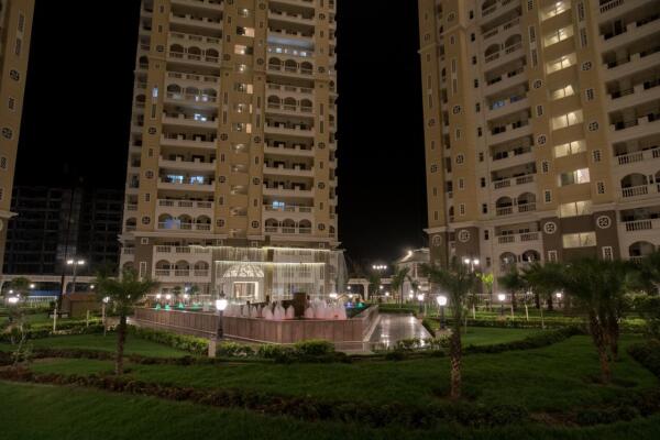 3 BHK Flat in Sector Chi 5, Greater Noida