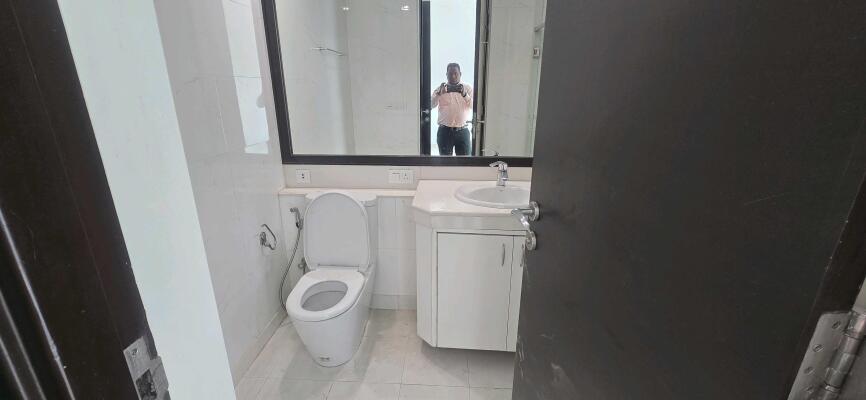 5 BHK Flat in Hiranandani Gardens Powai, Mumbai