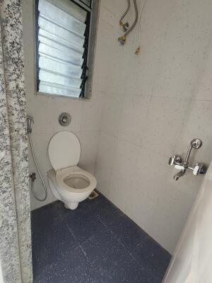 3 BHK Flat in Kandivali West, Mumbai
